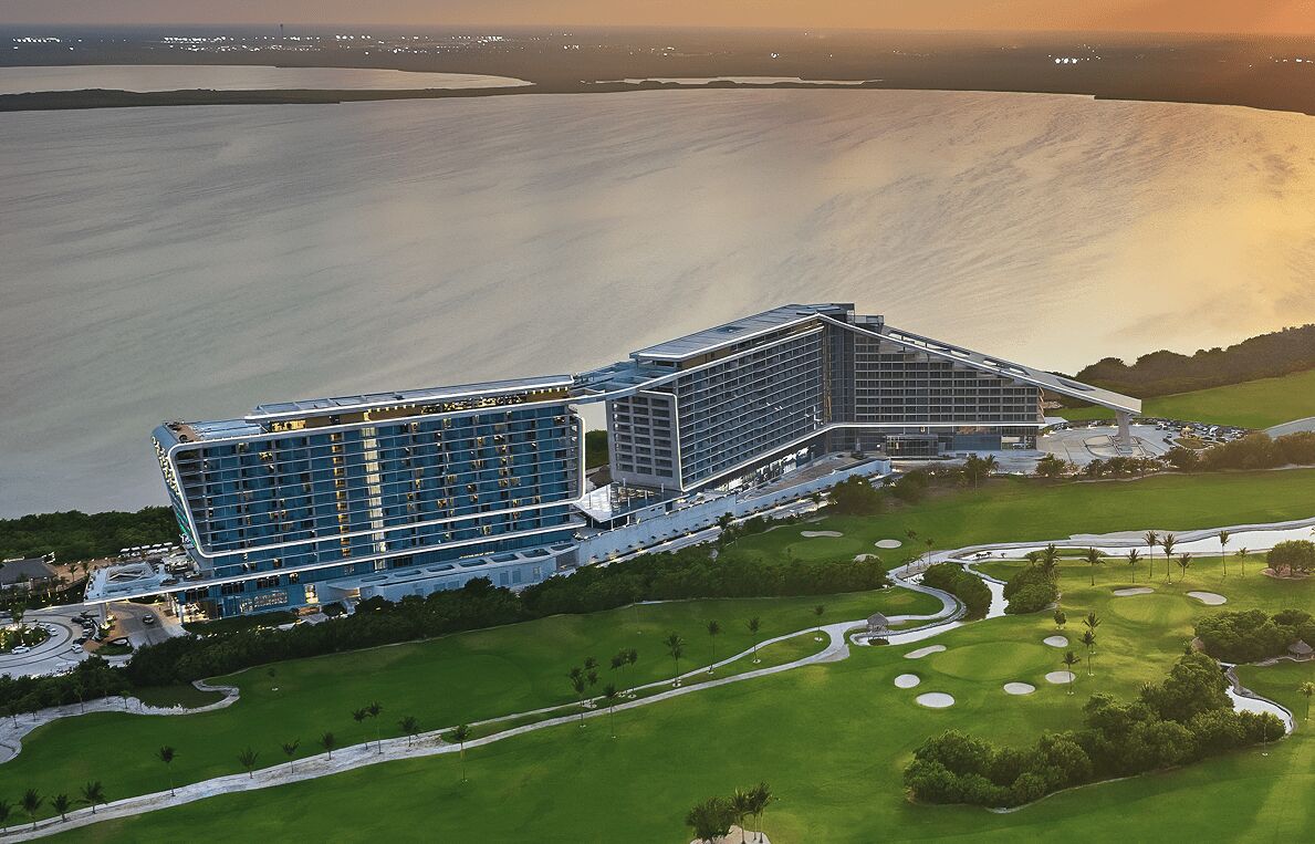 Mondrian Residences at Grand Island Cancún